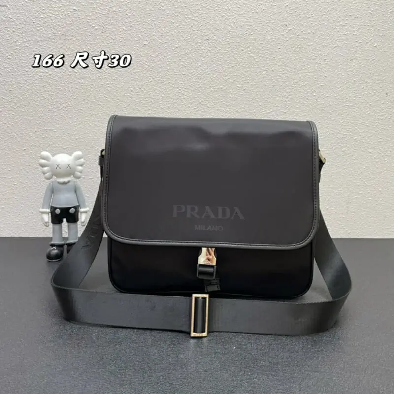 prada aaa homme mini sac a main s_123b37a